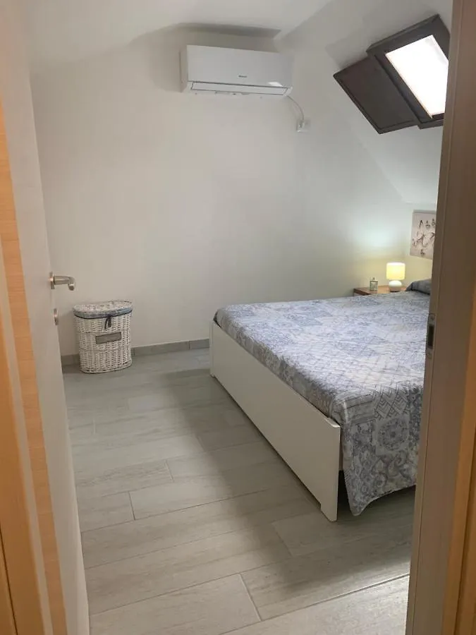Accogliente Casetta A Calaverde, Pula. Holiday home Pula